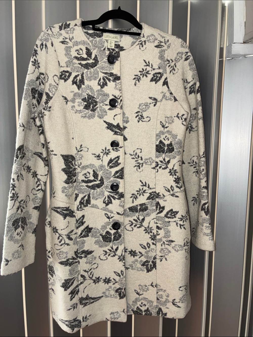 Lucy & Laurel Cream Floral Long Sleeve Coat Dress with Black Pattern